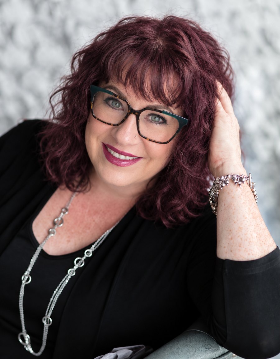 Karen, permanent make-up artist at Lasting Color in Spruce Grove